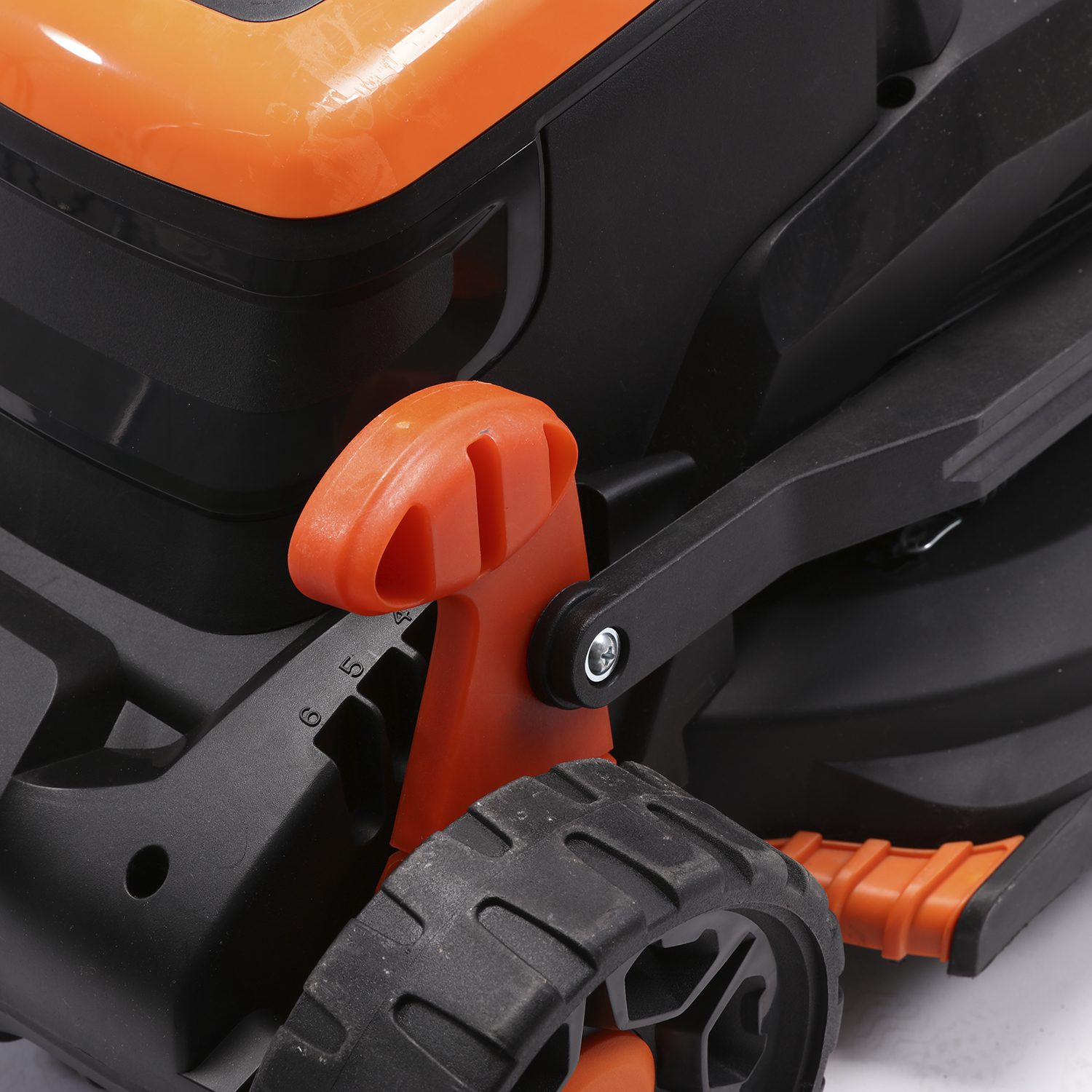 40V (2x20V) 34cm Cordless Lawnmower - Image 5